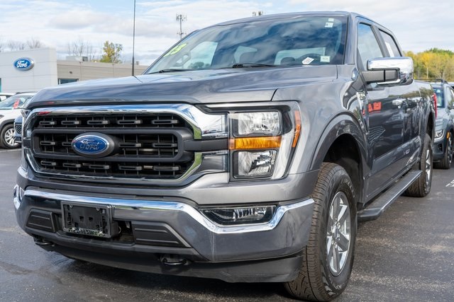 2023 Ford F-150 XLT photo 2