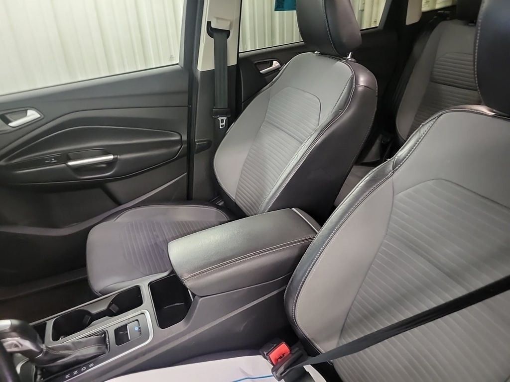 2019 Ford Escape SE photo 4