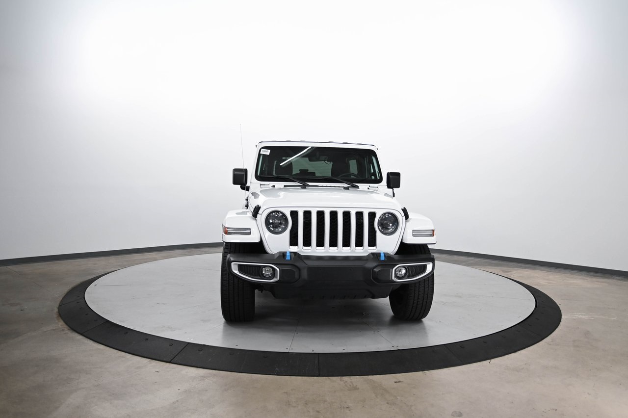 2023 Jeep Wrangler Sahara 4xe photo 2
