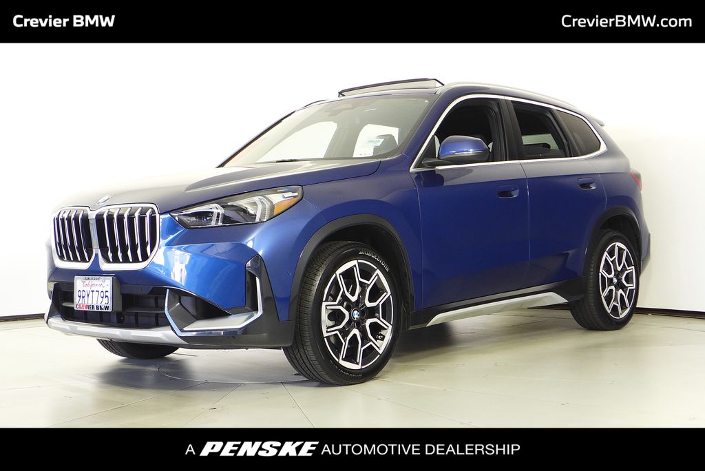 2025 BMW X1 28i's photo