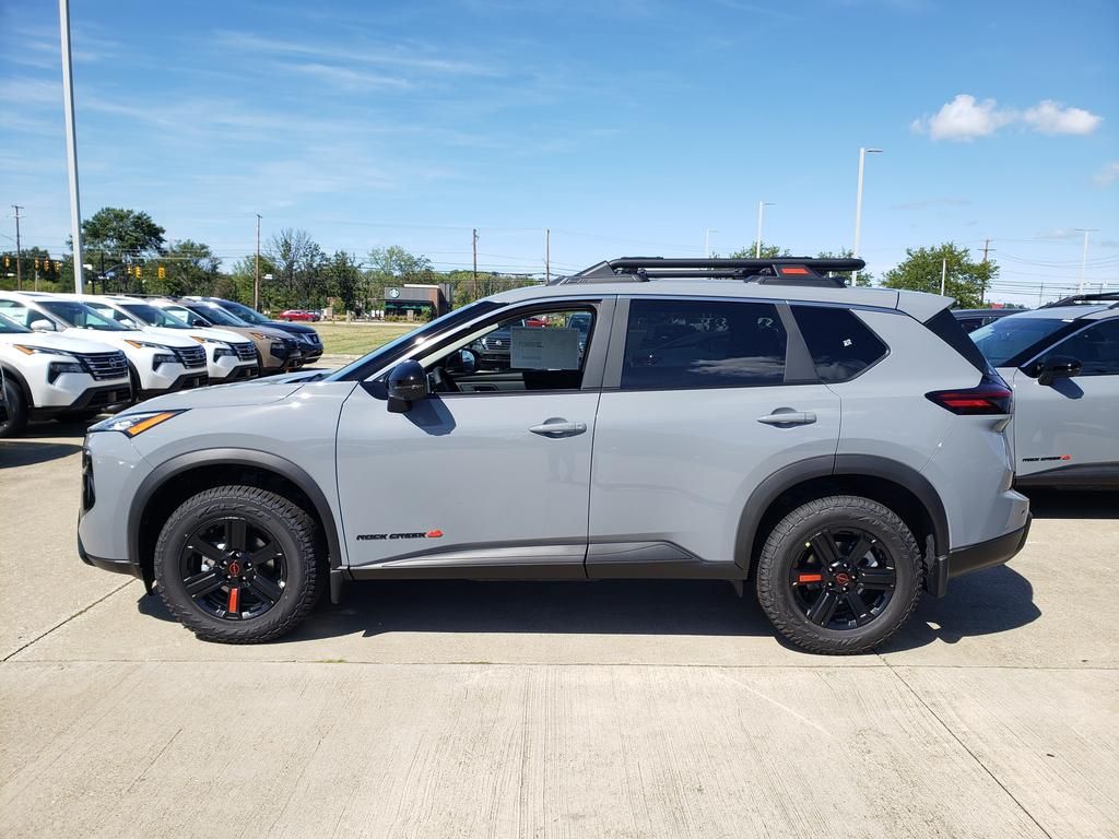 2026 Nissan Rogue SV photo 3