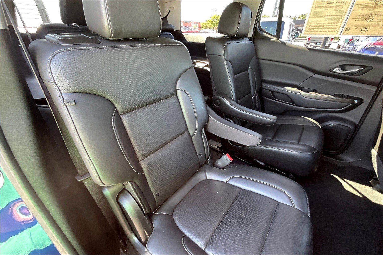 2023 Gmc Acadia SLT photo 24