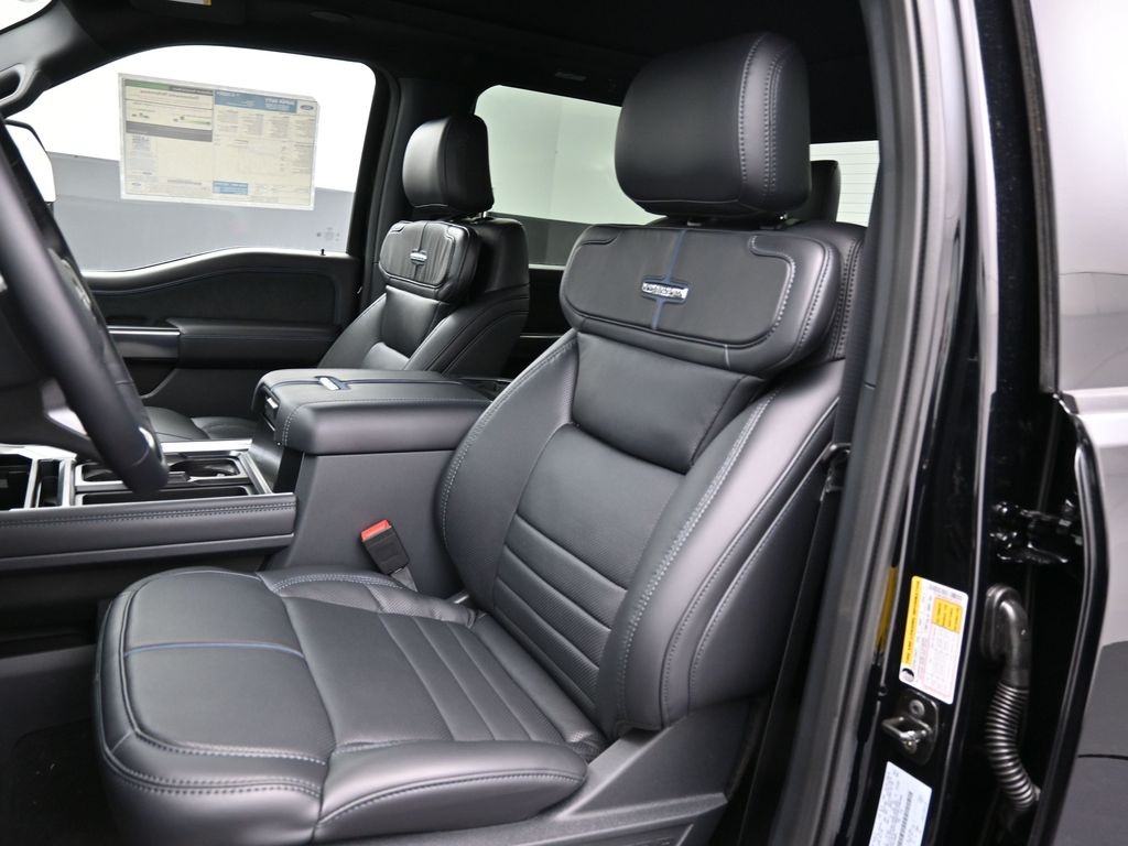 2026 Ford F-350 Platinum photo 9