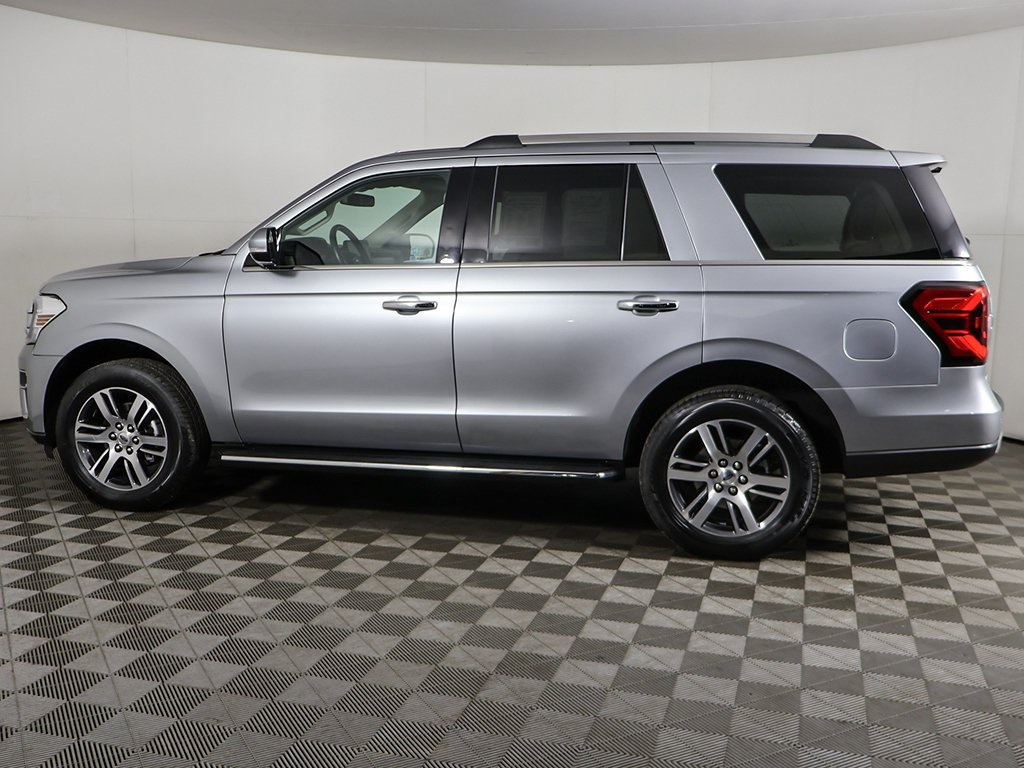 2022 Ford Expedition Limited photo 16