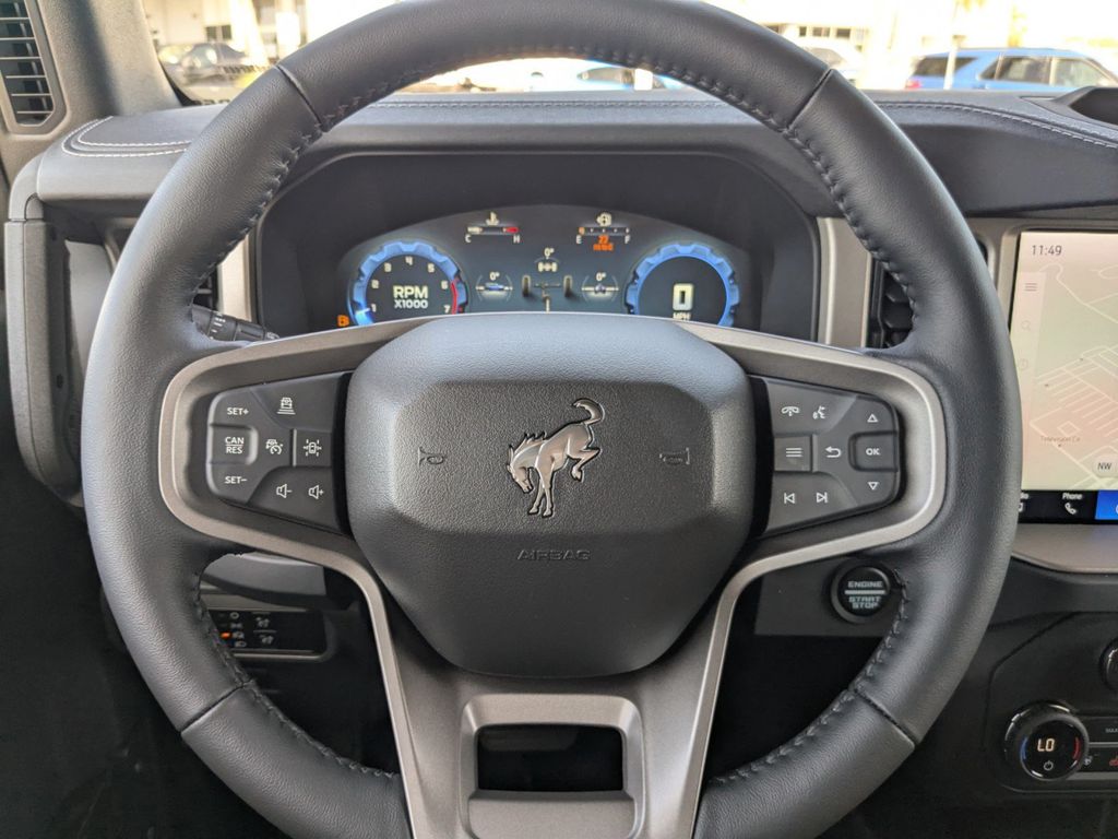 2025 Ford Bronco Outer Banks photo 28