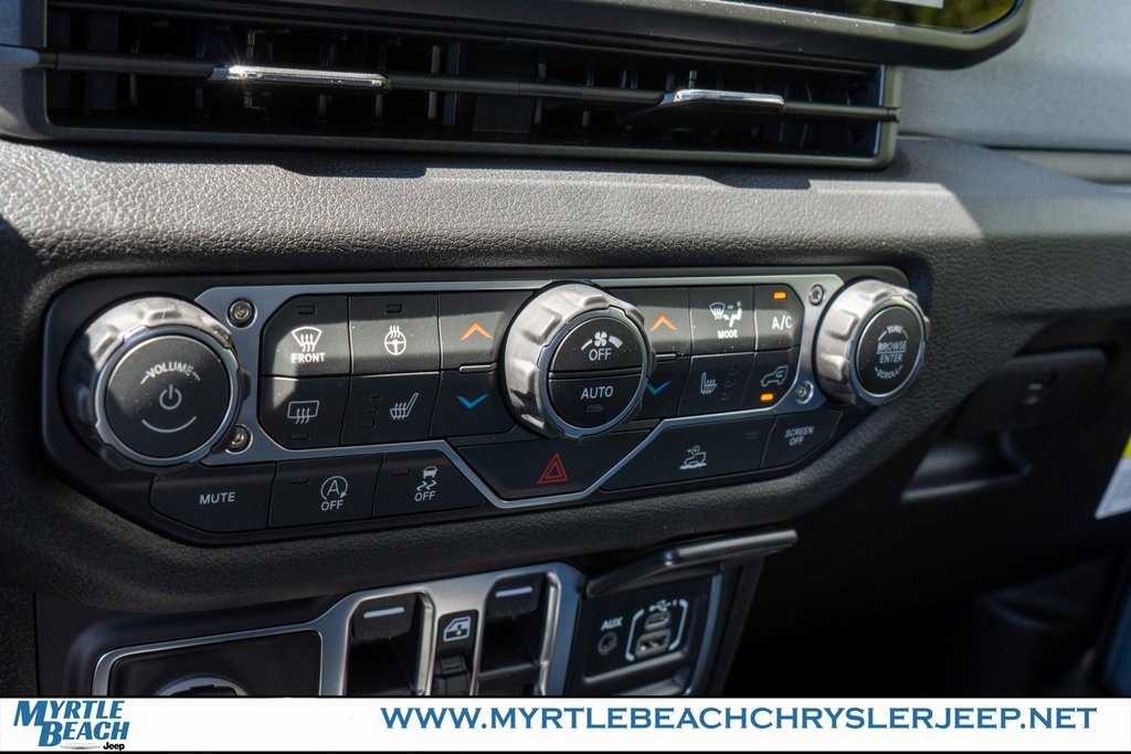 2025 Jeep Gladiator Sport S photo 20