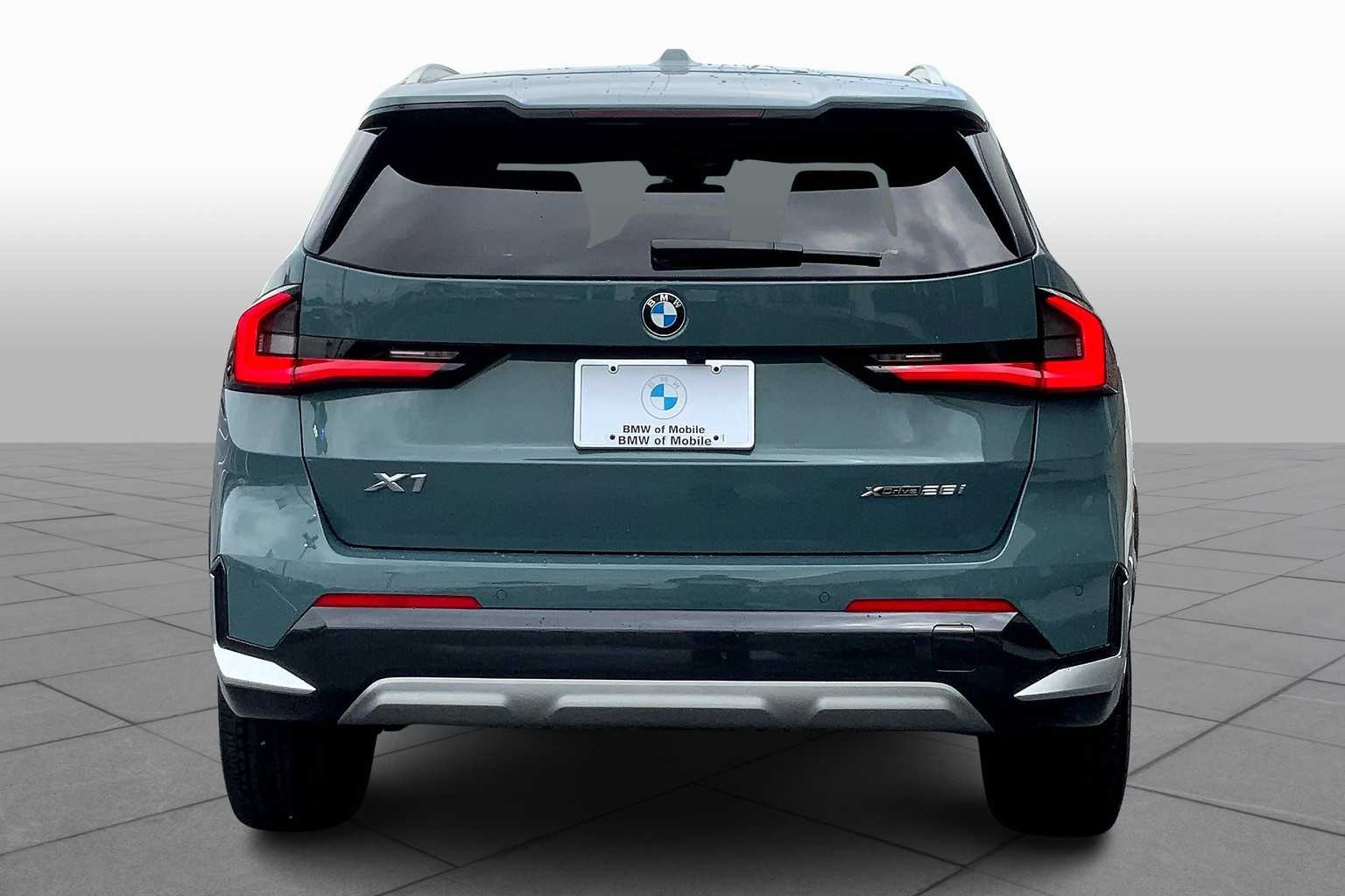 2025 Bmw X1 XDrive28i photo 3