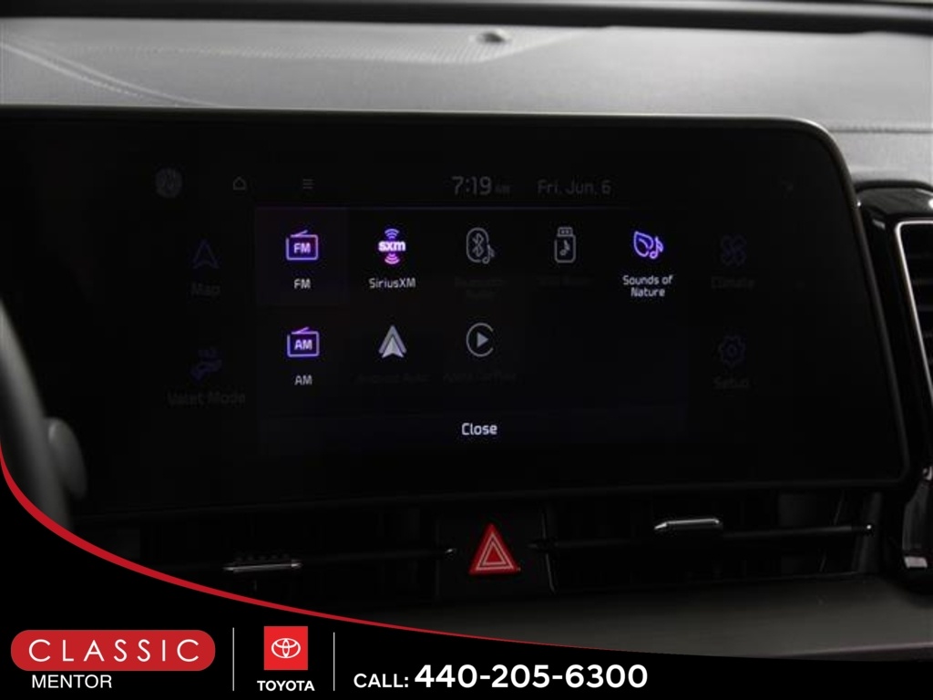 2024 Kia Sportage EX photo 11