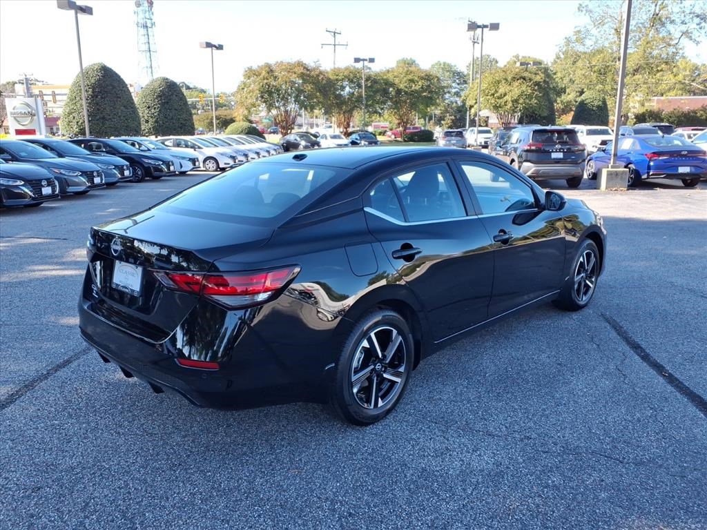 2025 Nissan Sentra SV photo 3