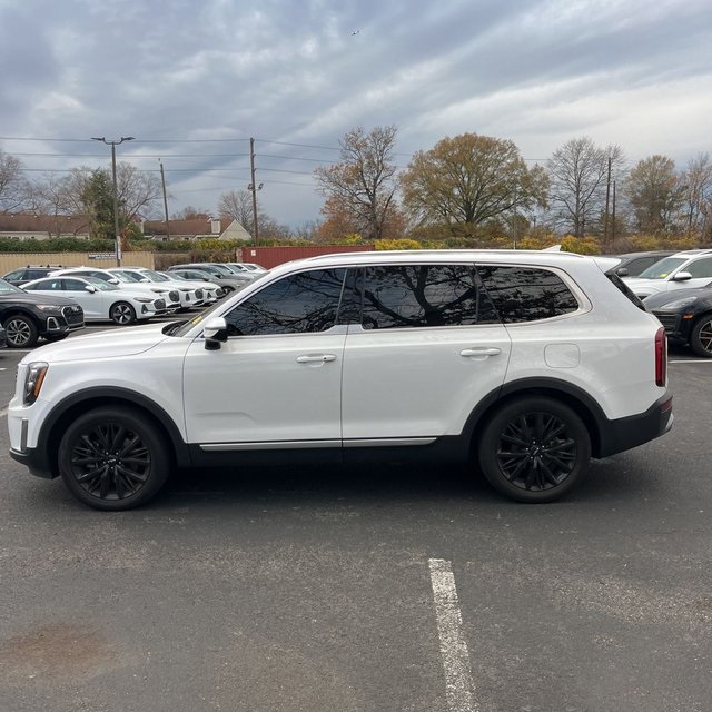 2022 Kia Telluride SX photo 2