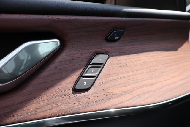 2025 Jeep Grand Cherokee L Summit photo 8