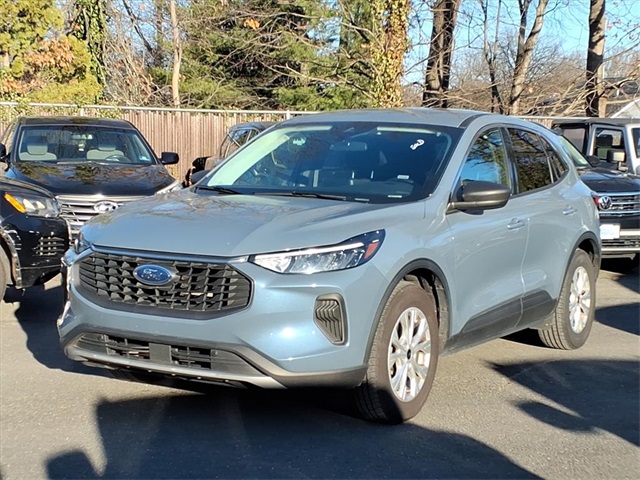 2024 Ford Escape Active's photo