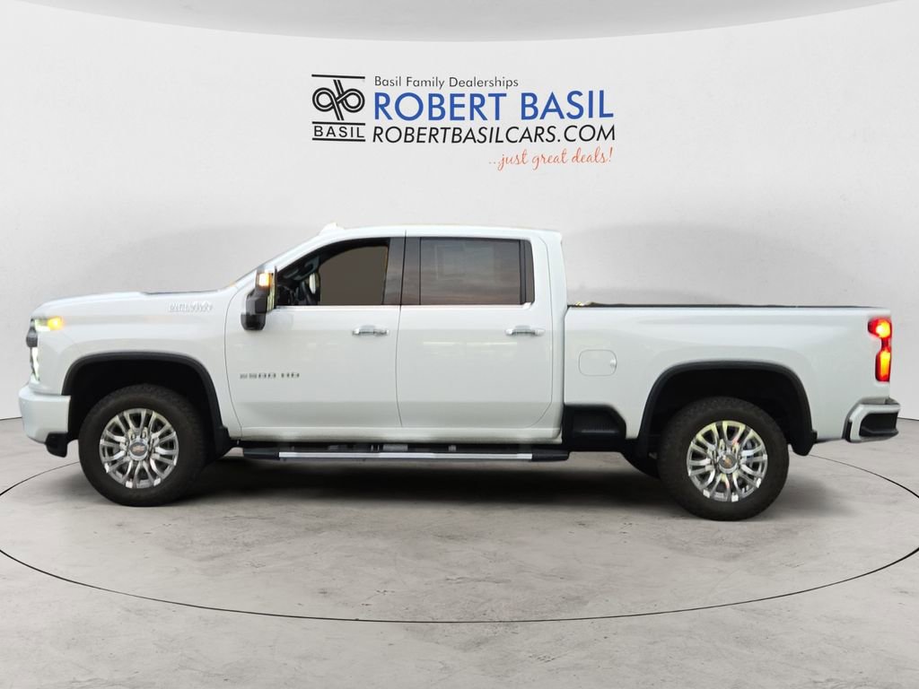 2022 Chevrolet Silverado 2500HD High Country photo 2
