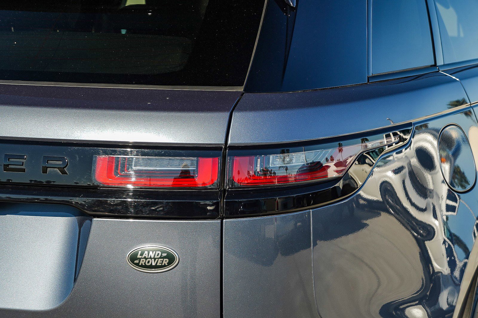 2021 Land Rover Range Rover Velar S photo 4