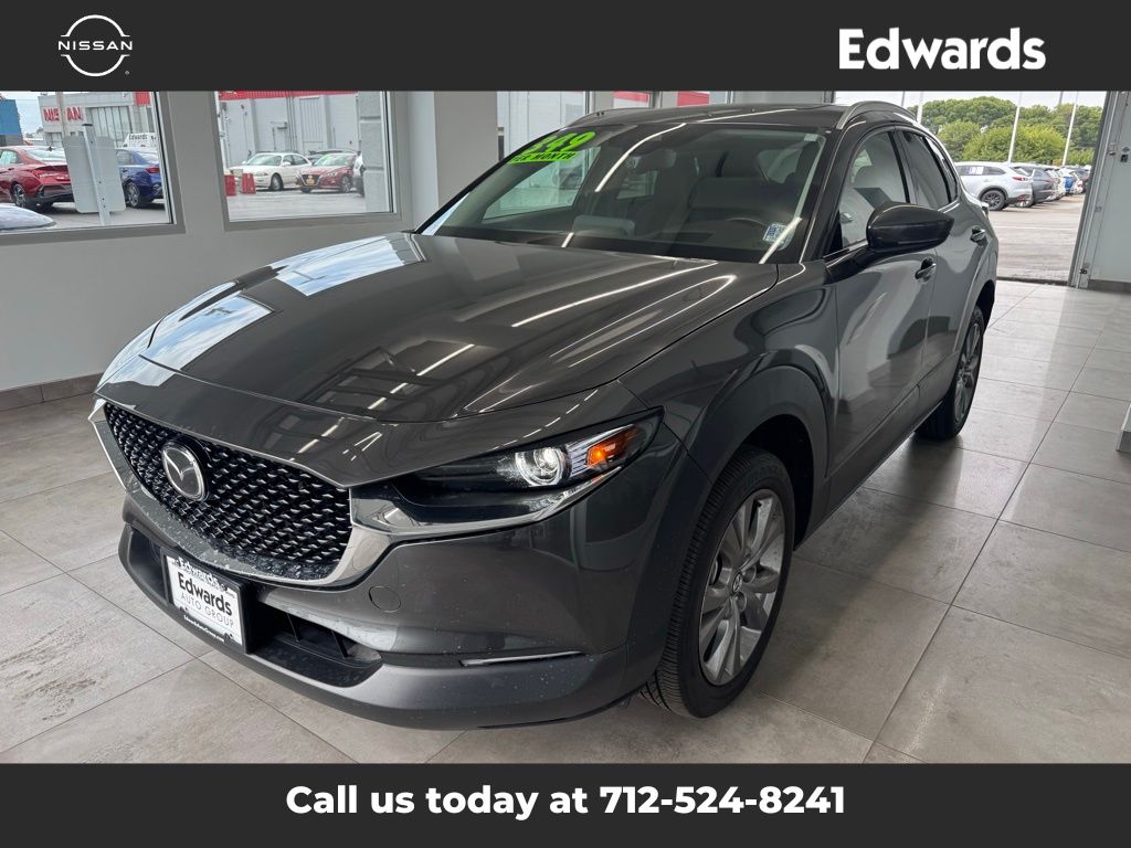 2021 Mazda CX-30 Premium photo 4