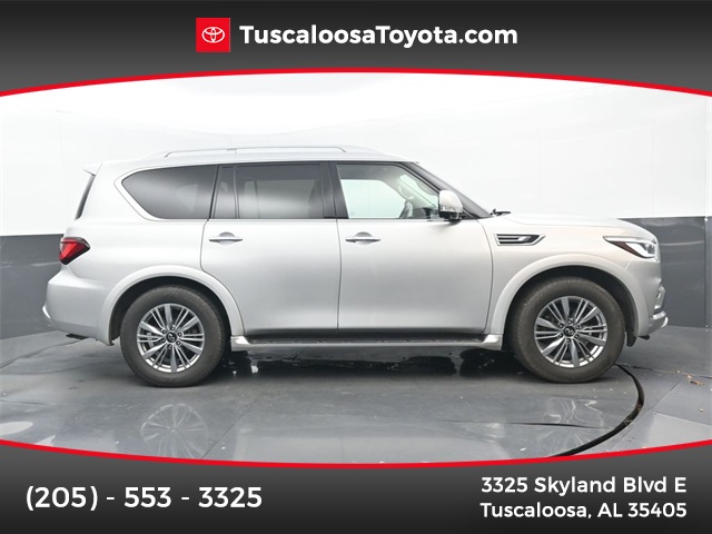 2021 INFINITI QX80's photo