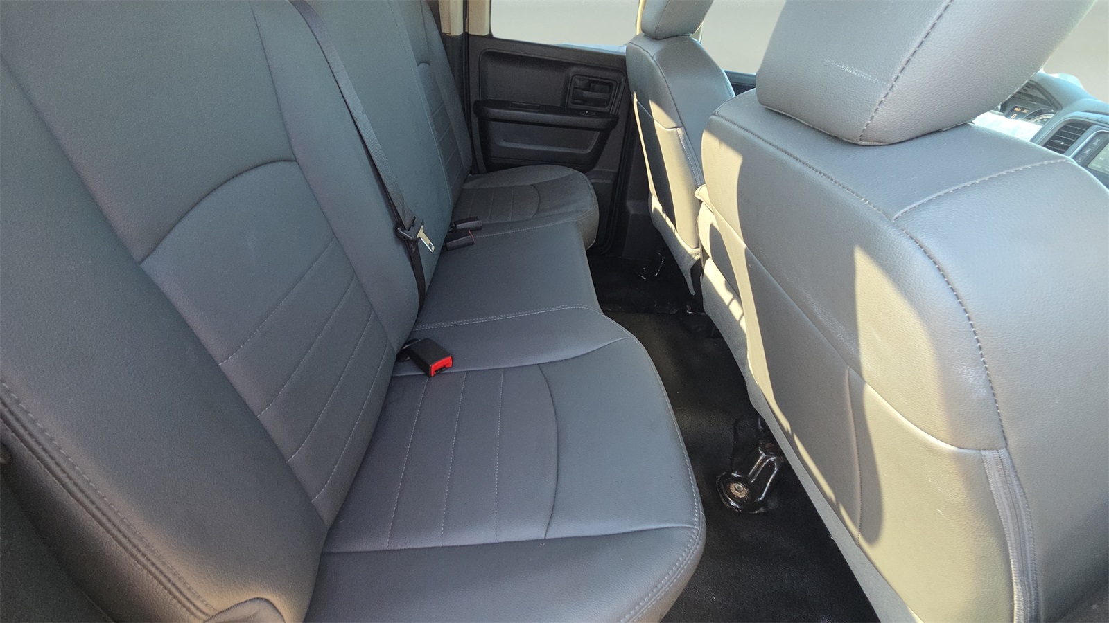 2018 Ram 1500 Tradesman photo 18