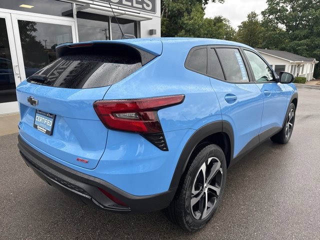 2024 Chevrolet Trax photo 3