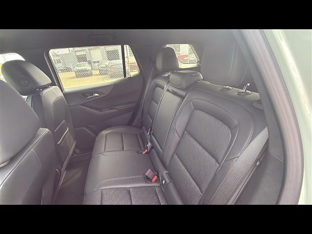 2026 Chevrolet Equinox LT photo 20