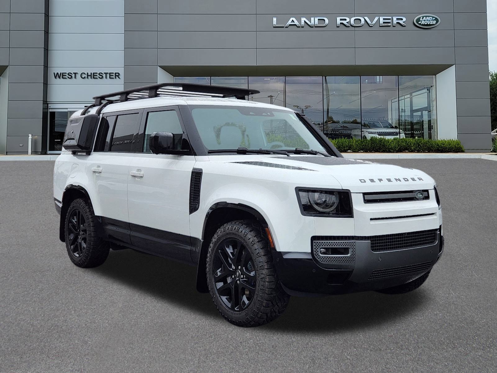 2024 Land Rover Defender 130 Outbound photo 2
