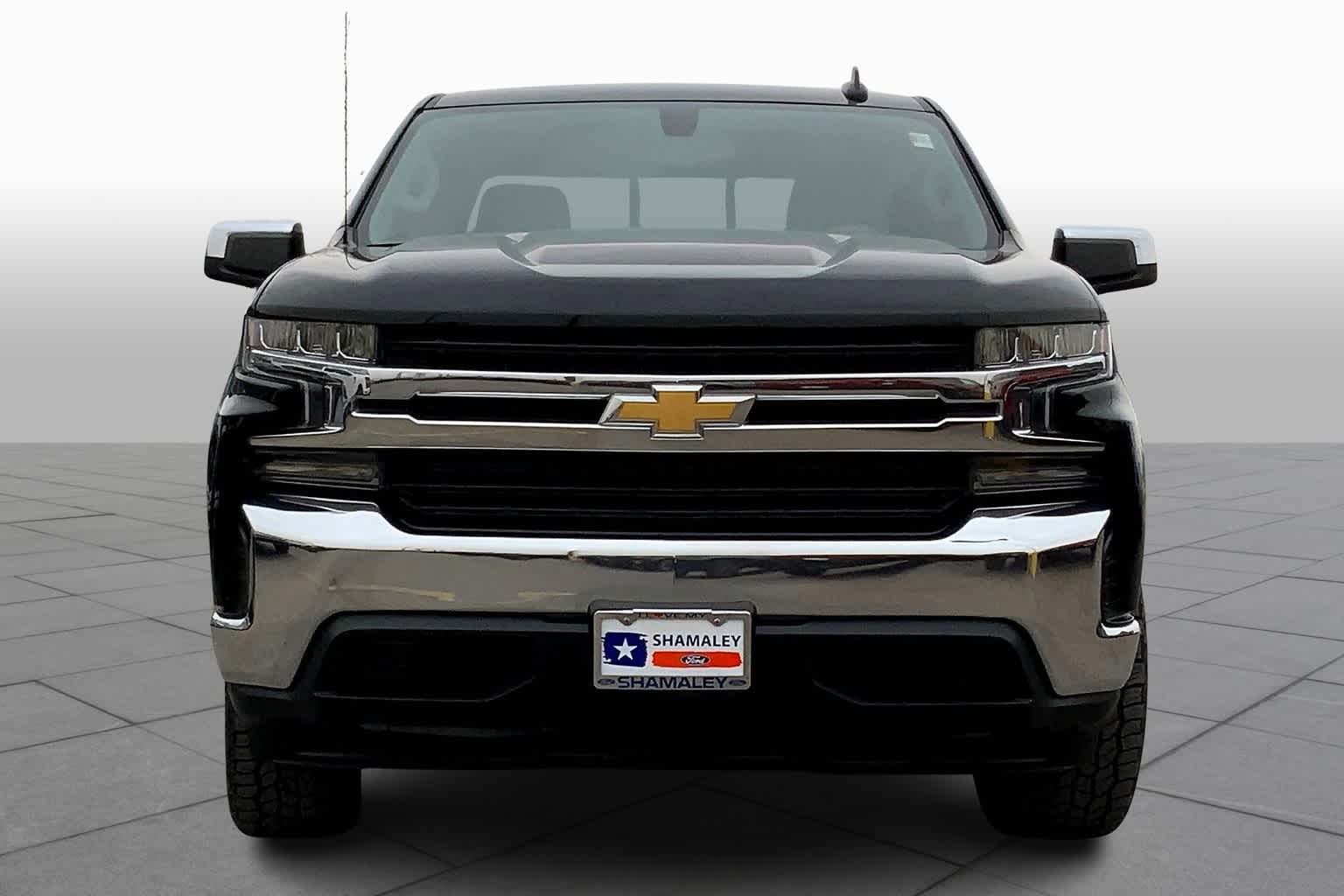 2019 Chevrolet Silverado 1500 LT photo 3