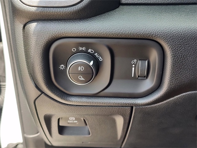 2026 Ram 1500 Warlock photo 24