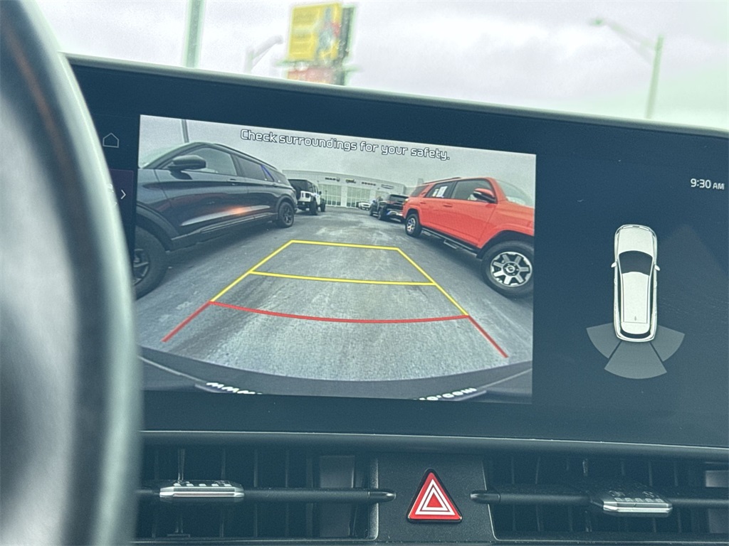 2024 Kia Sportage EX photo 23
