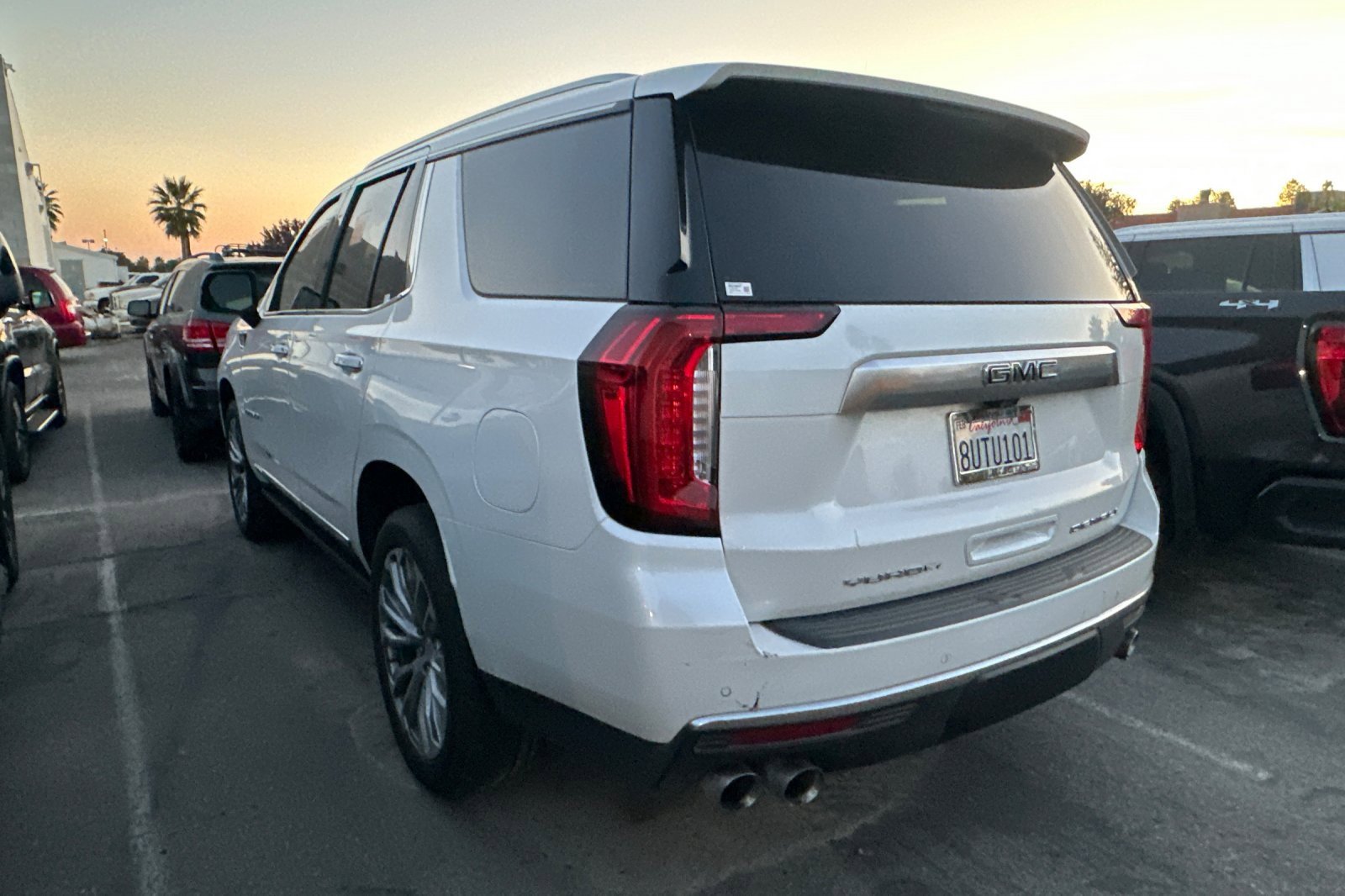 2021 Gmc Yukon Denali photo 3