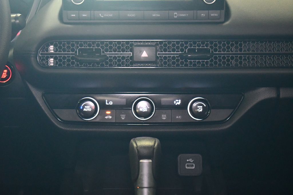 2023 Honda HR-V LX photo 18