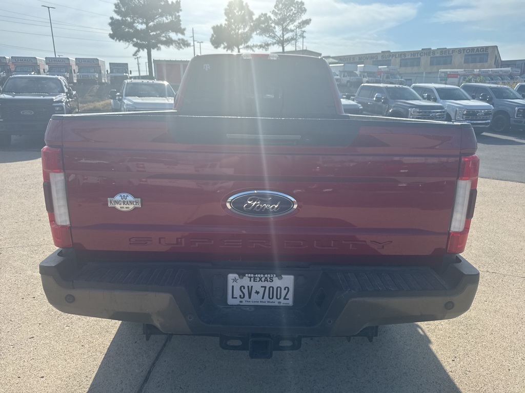 2019 Ford F-350 King Ranch photo 4