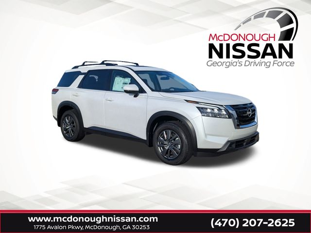 2025 Nissan Pathfinder SV's photo
