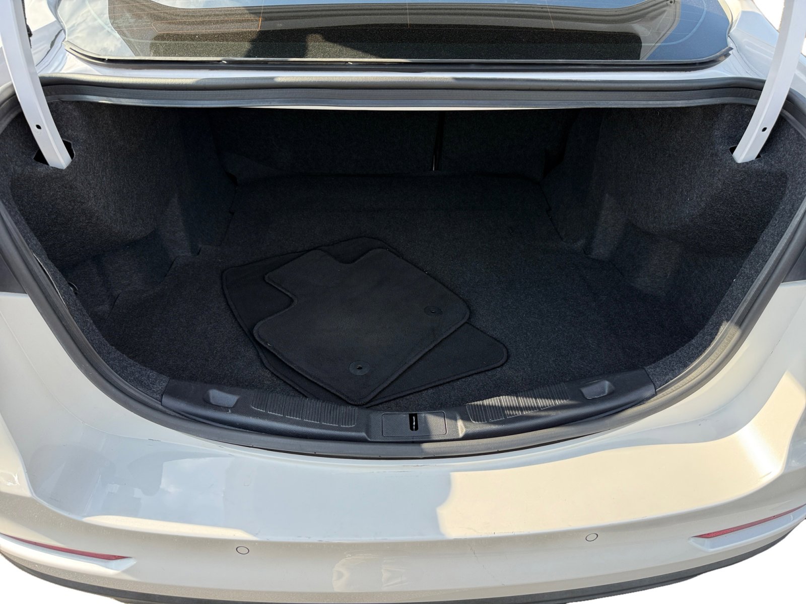2020 Ford Fusion SE photo 17