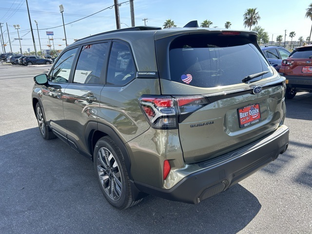 2025 Subaru Forester Touring photo 5