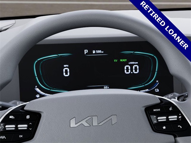 2025 Kia Niro LX photo 13