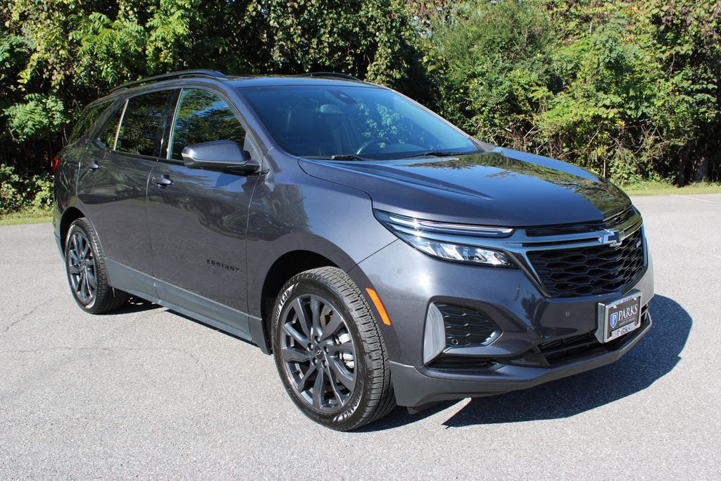 2022 Chevrolet Equinox RS photo 2