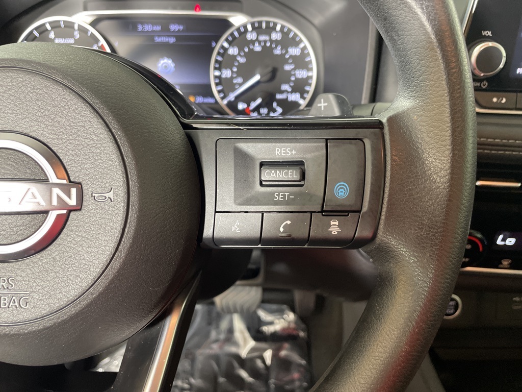2022 Nissan Rogue SV photo 21