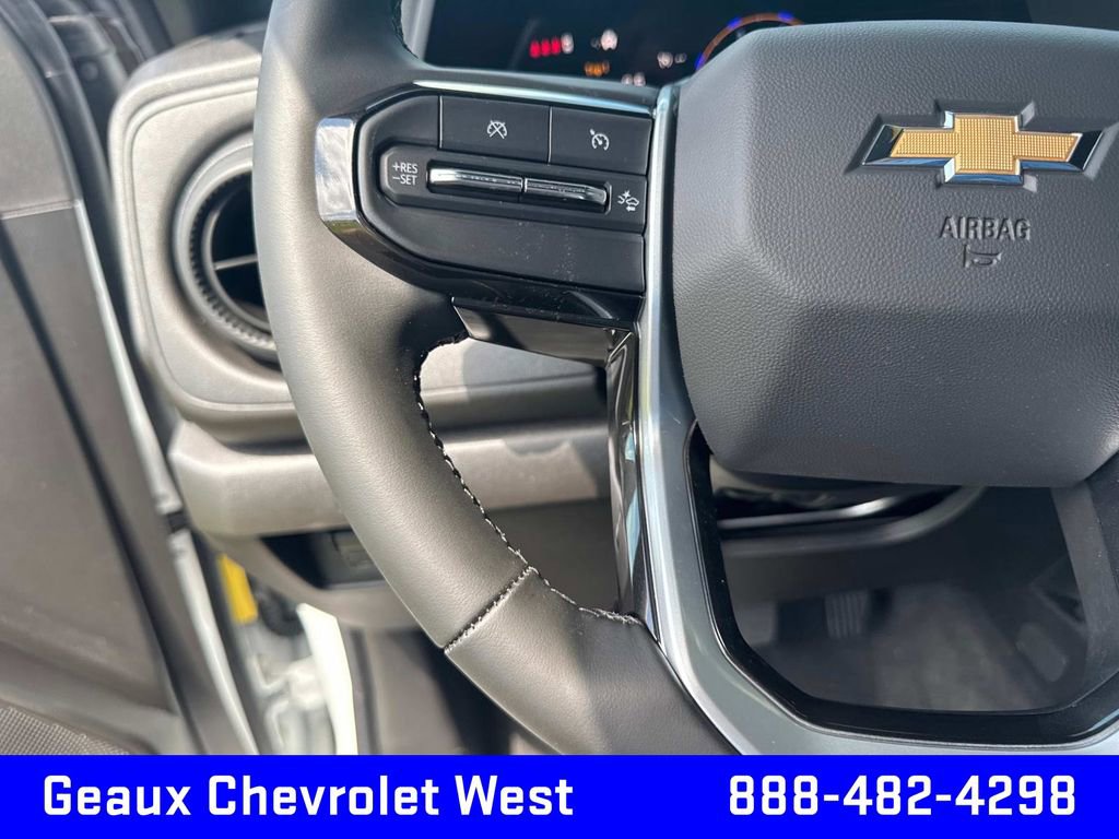 2025 Chevrolet Colorado LT photo 35