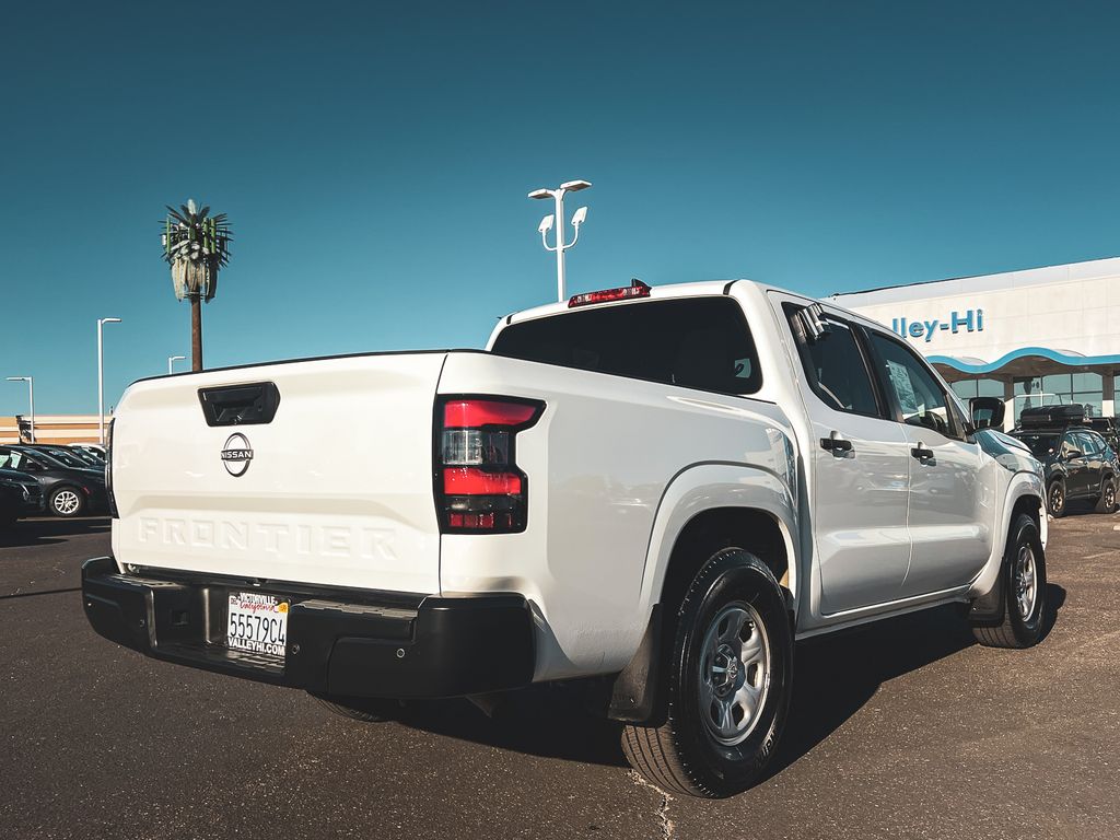 2024 Nissan Frontier S photo 4