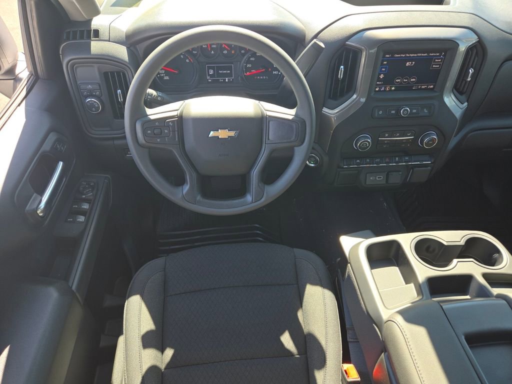 2026 Chevrolet Silverado 1500 Custom photo 8