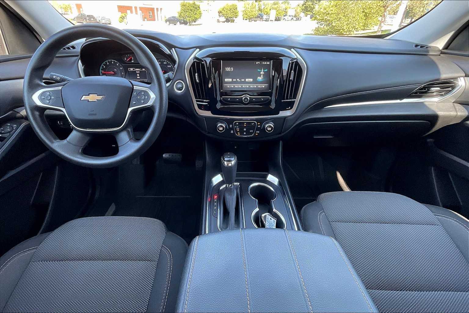 2018 Chevrolet Traverse LS photo 14