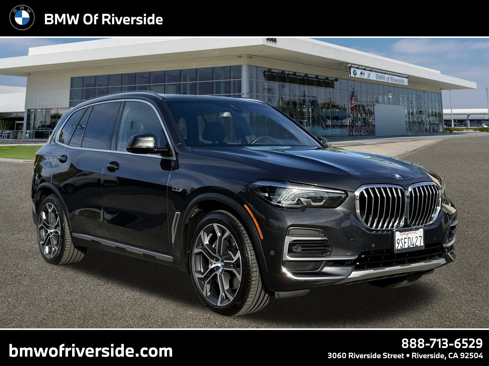 2023 BMW X5 45e's photo