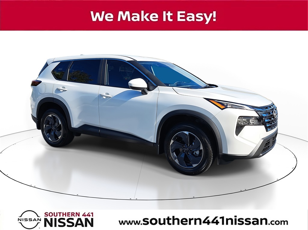 2026 Nissan Rogue SV's photo