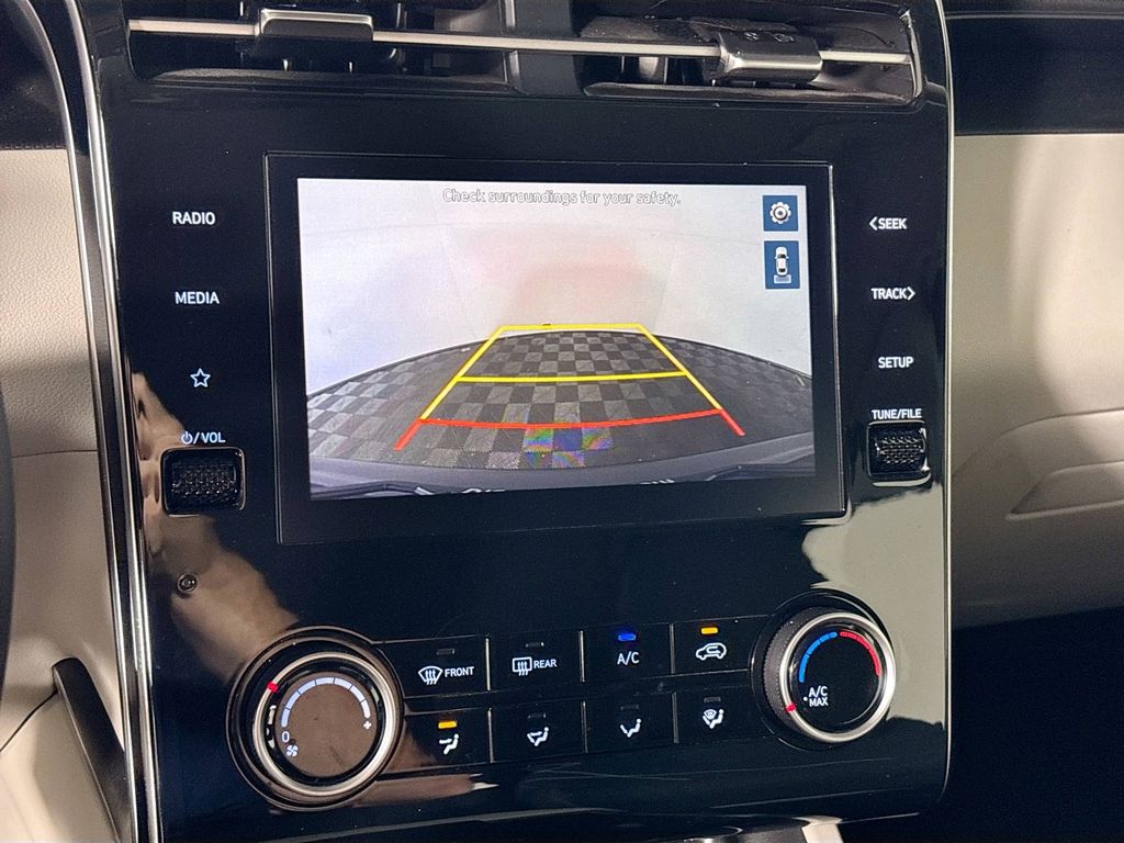 2023 Hyundai Tucson SE photo 11