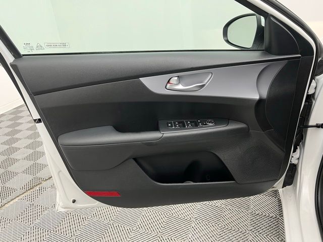 2024 Kia Forte LXS photo 20