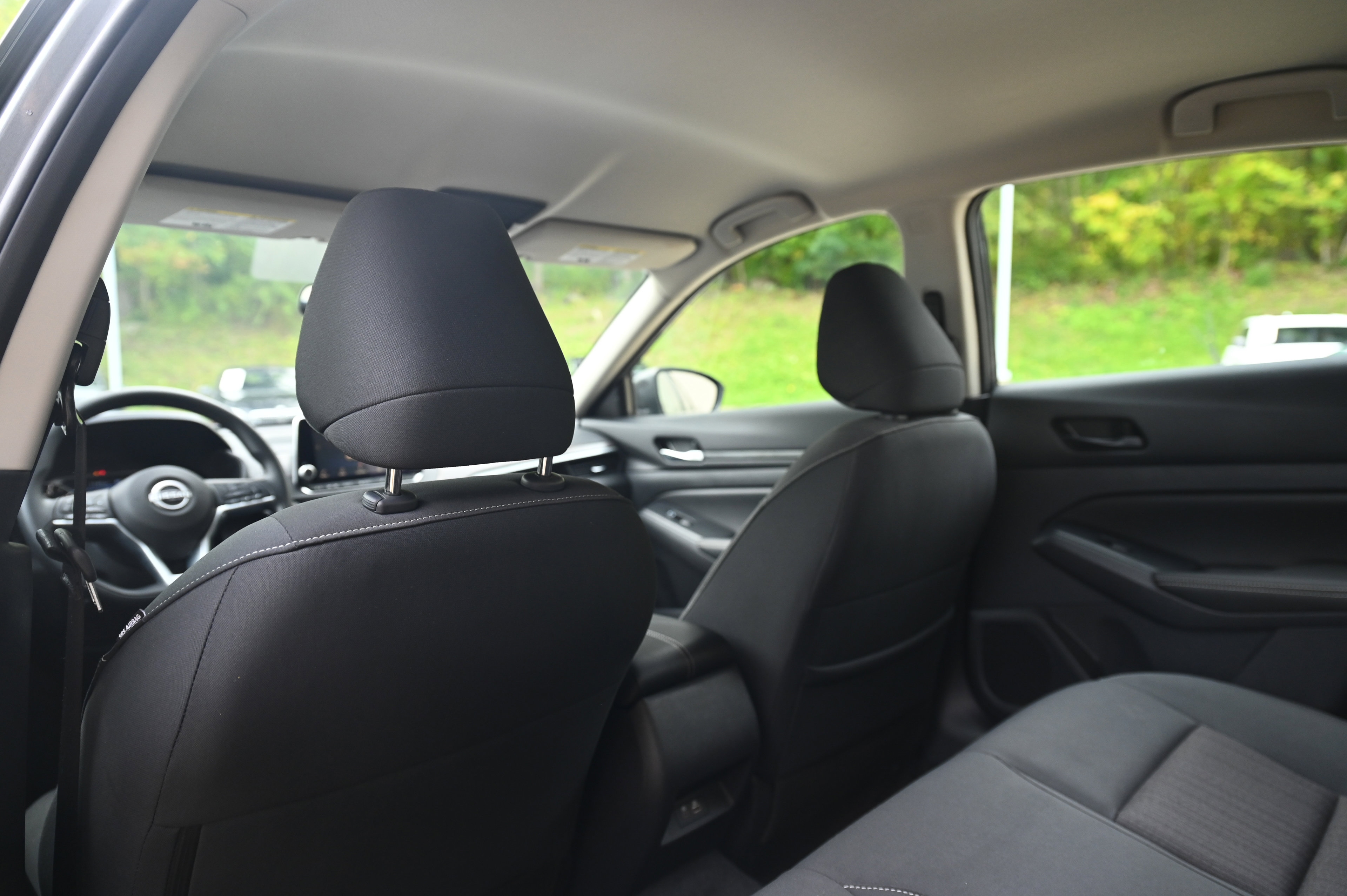 2025 Nissan Altima SV photo 23