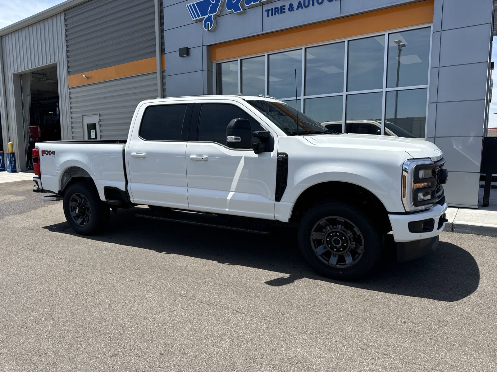 New 2024 Ford Super Duty F250 SRW Crew Cab Pickup in Vandalia 24T1334