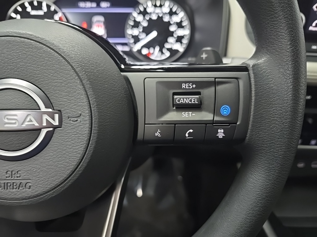 2023 Nissan Rogue SV photo 20