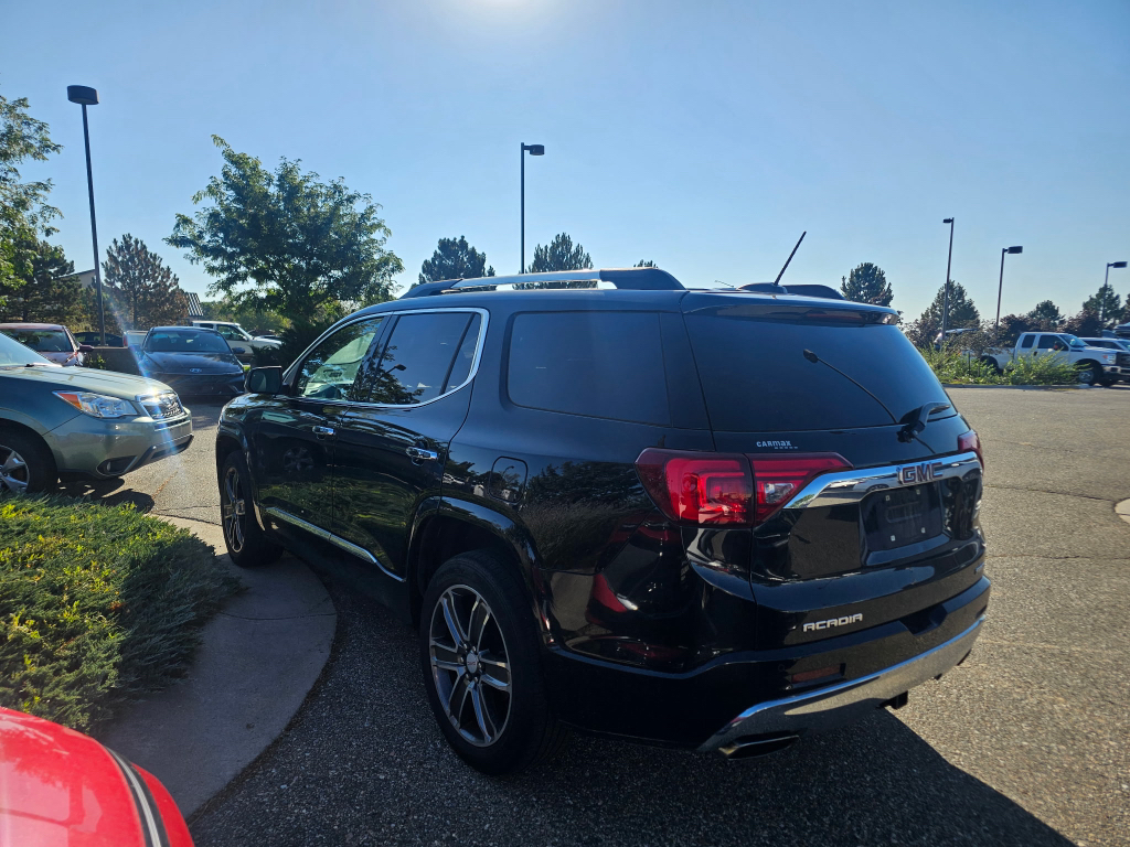 2017 Gmc Acadia Denali photo 2