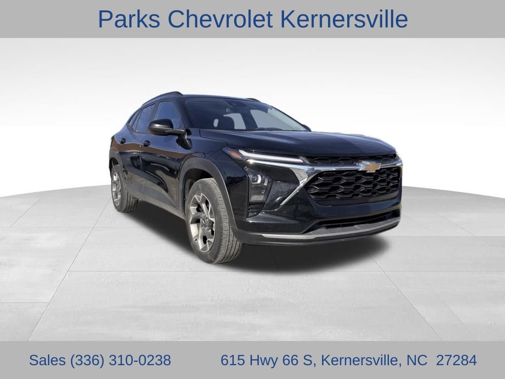 2024 Chevrolet Trax LT's photo