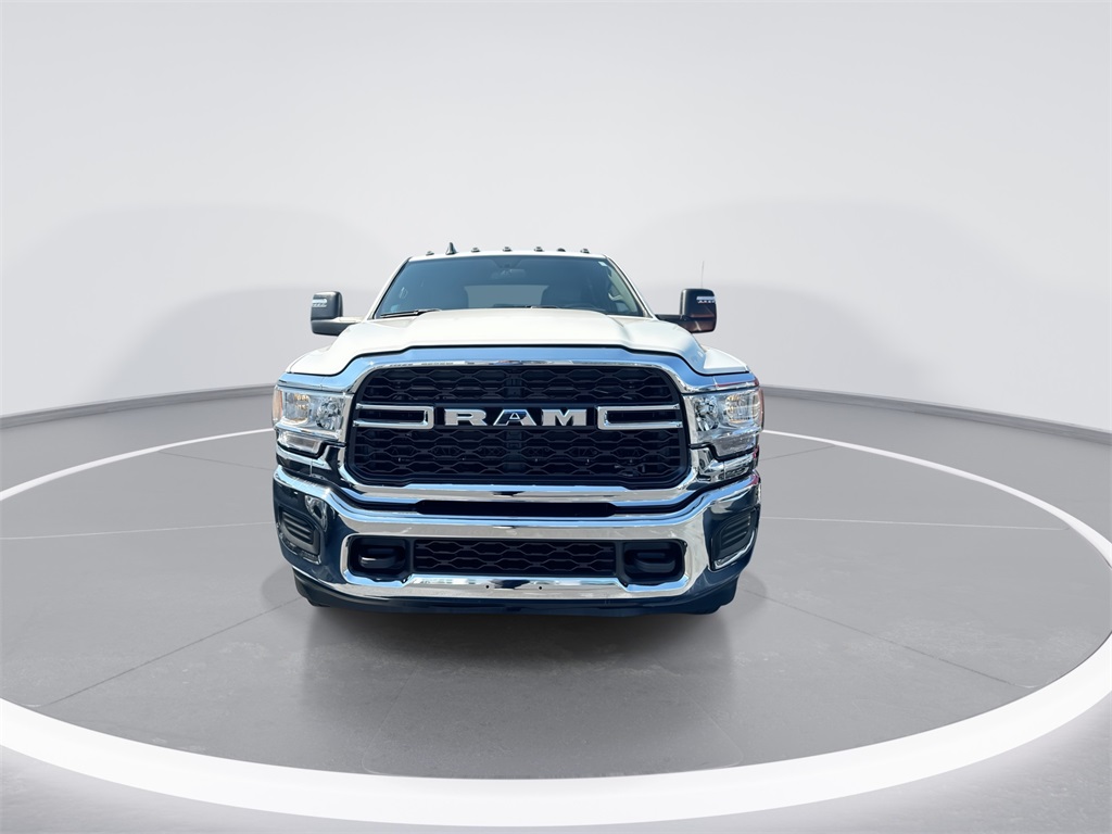 2024 Ram 2500 Tradesman photo 3